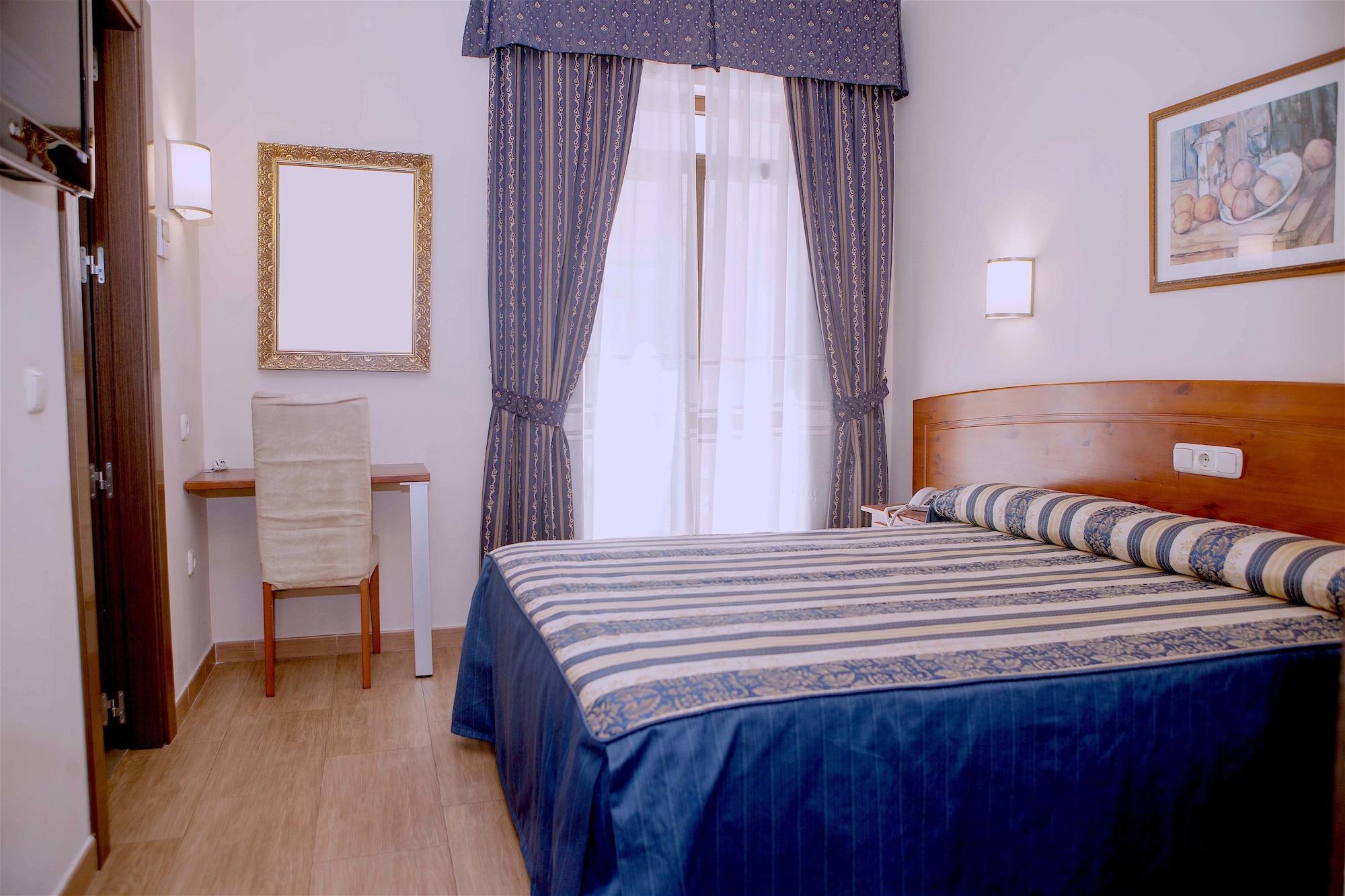 Castilla Guerrero Malaga Luaran gambar